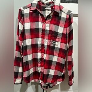 American Eagle Women’s XS Red Plaid Flannel Shirt Slim Fit AHH-MAZINGLY Soft